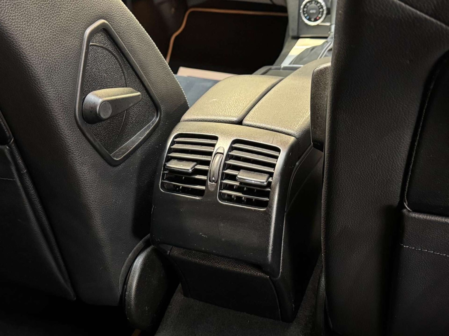 Used Mercedes-Benz C Class 2014 for sale - 77310987: Photo 67