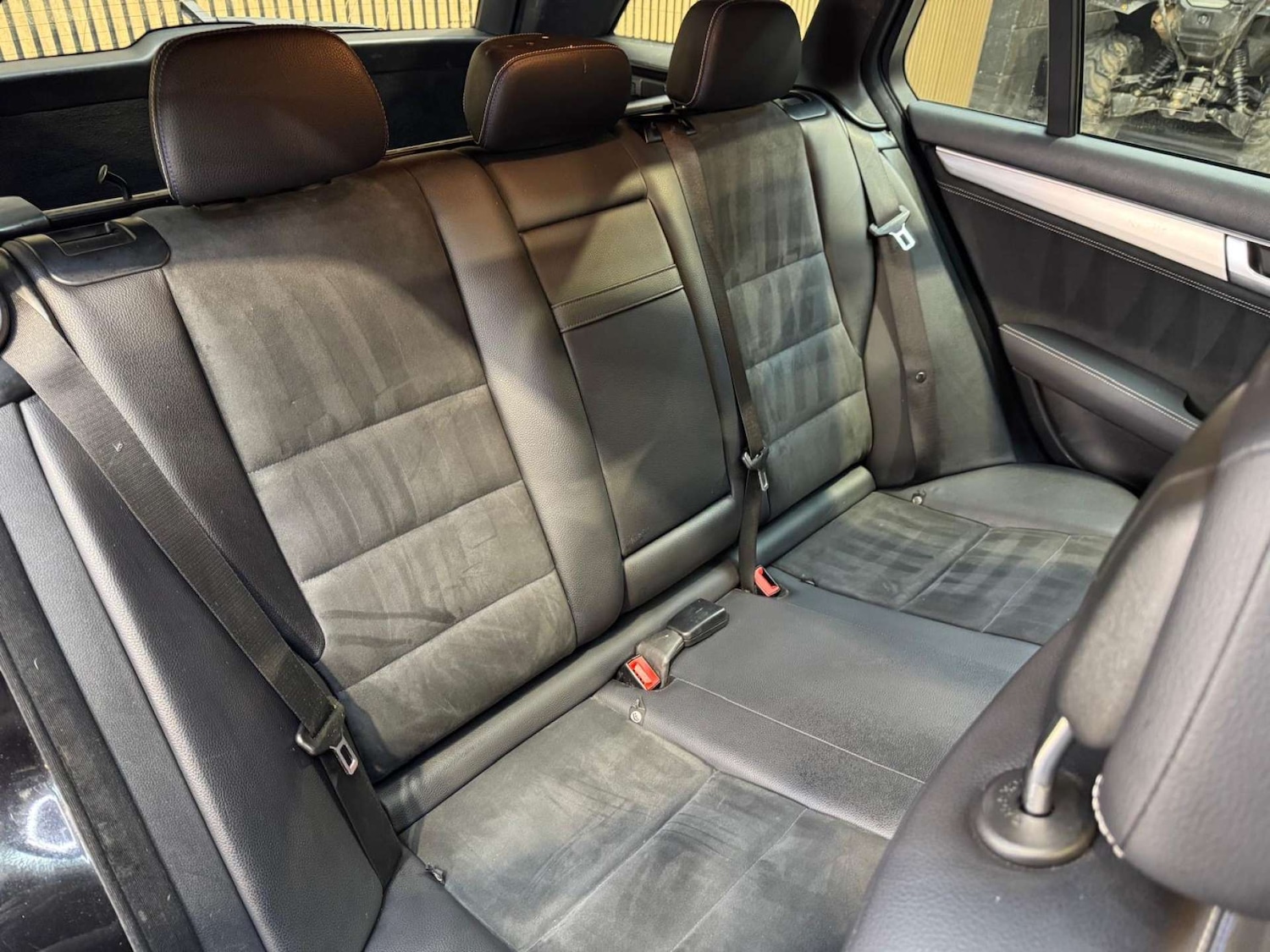 Used Mercedes-Benz C Class 2014 for sale - 77310987: Photo 69