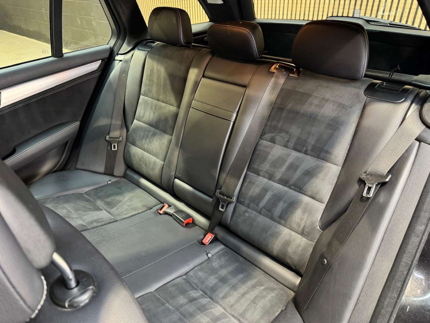 Used Mercedes-Benz C Class 2014 for sale - 77310987: Photo 70