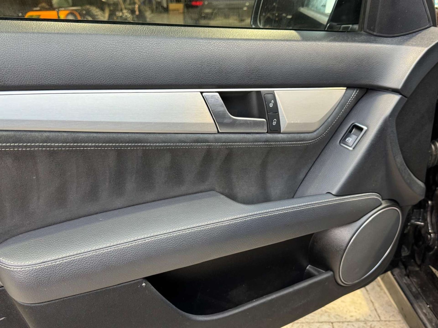 Used Mercedes-Benz C Class 2014 for sale - 77310987: Photo 81