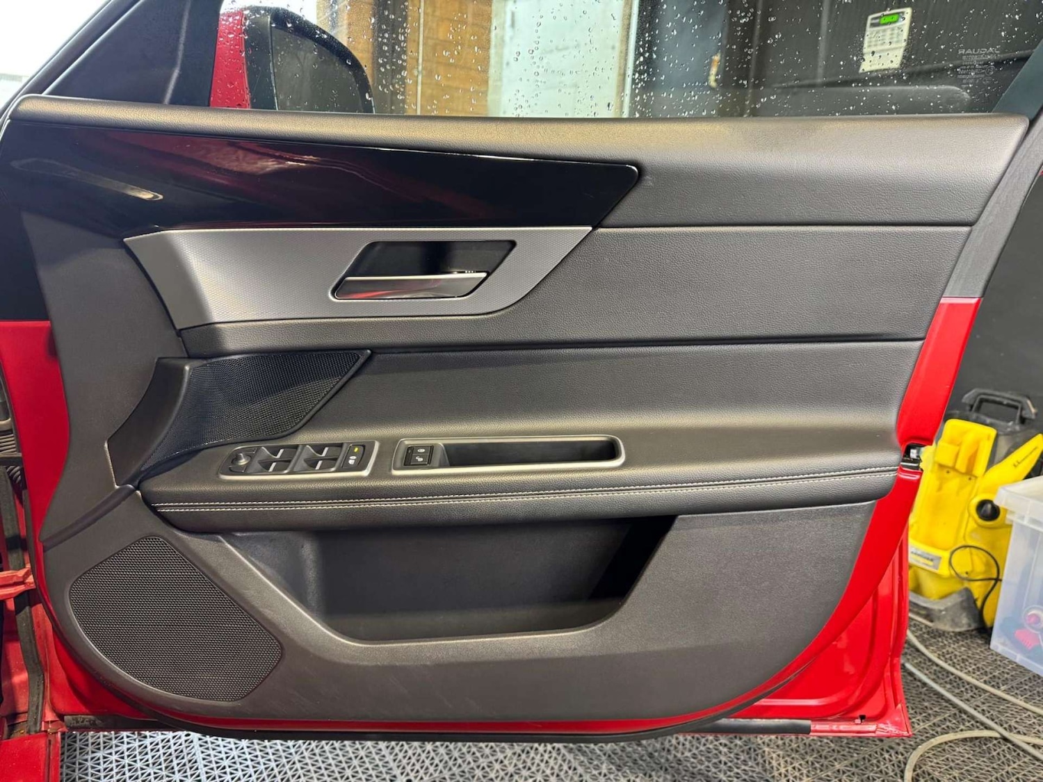 Used Jaguar XF 2018 for sale - 77492532: Photo 19