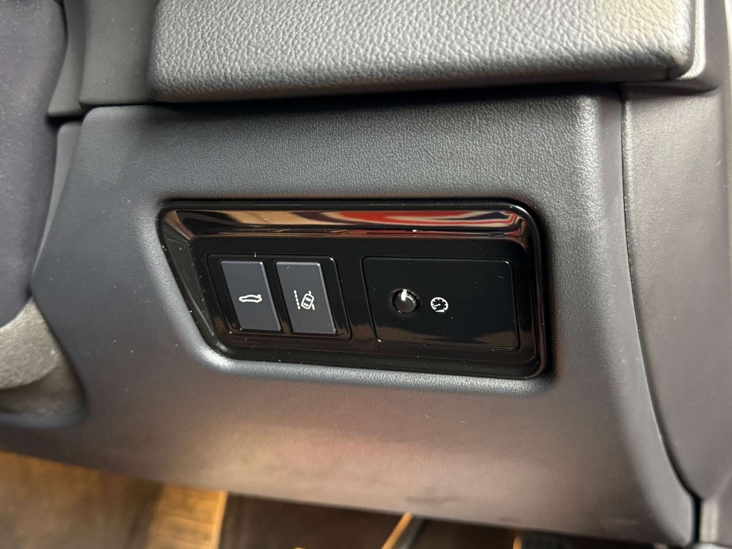 Used Jaguar XF 2018 for sale - 77492532: Photo 20