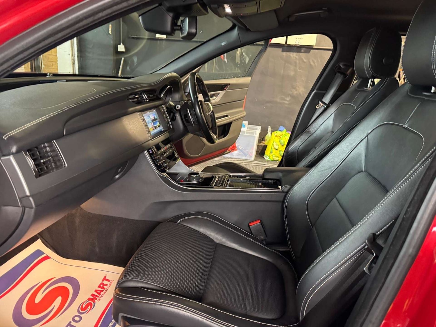 Used Jaguar XF 2018 for sale - 77492532: Photo 36