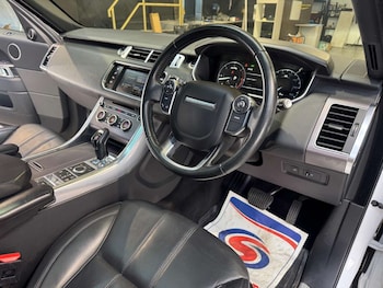 Used Land Rover Range Rover Sport 2016 for sale - 78496407: Photo