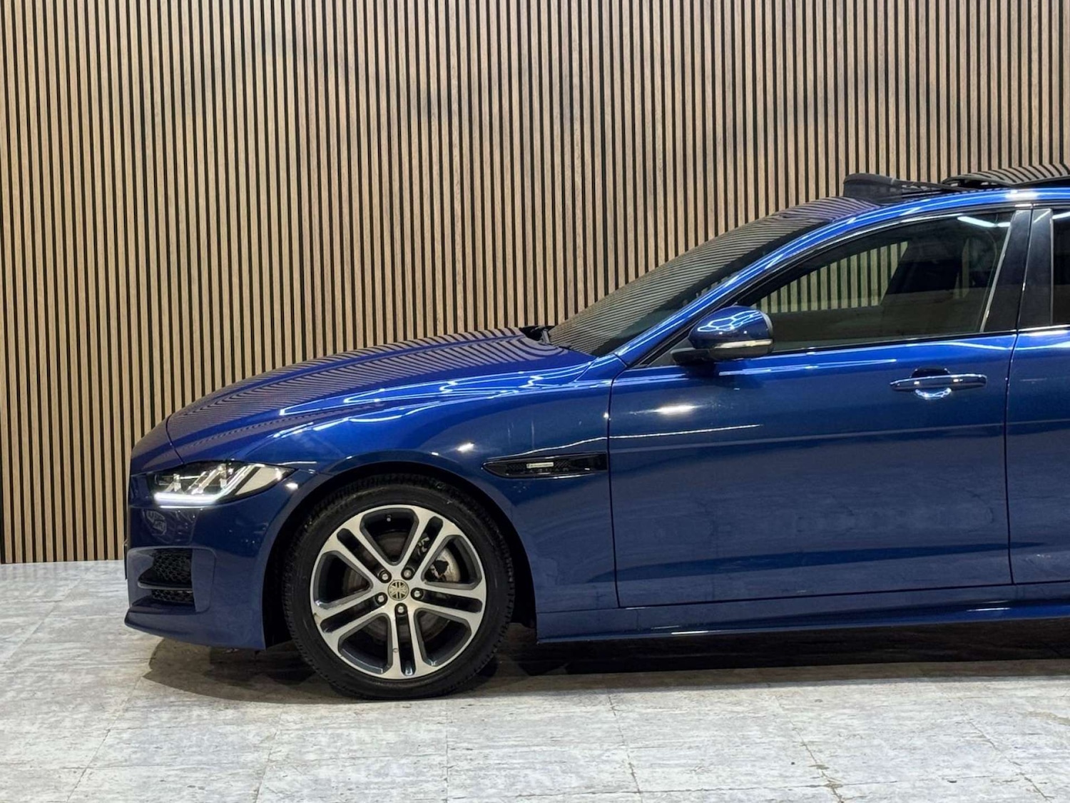 Used Jaguar XE 2016 for sale - 77676606: Photo 17