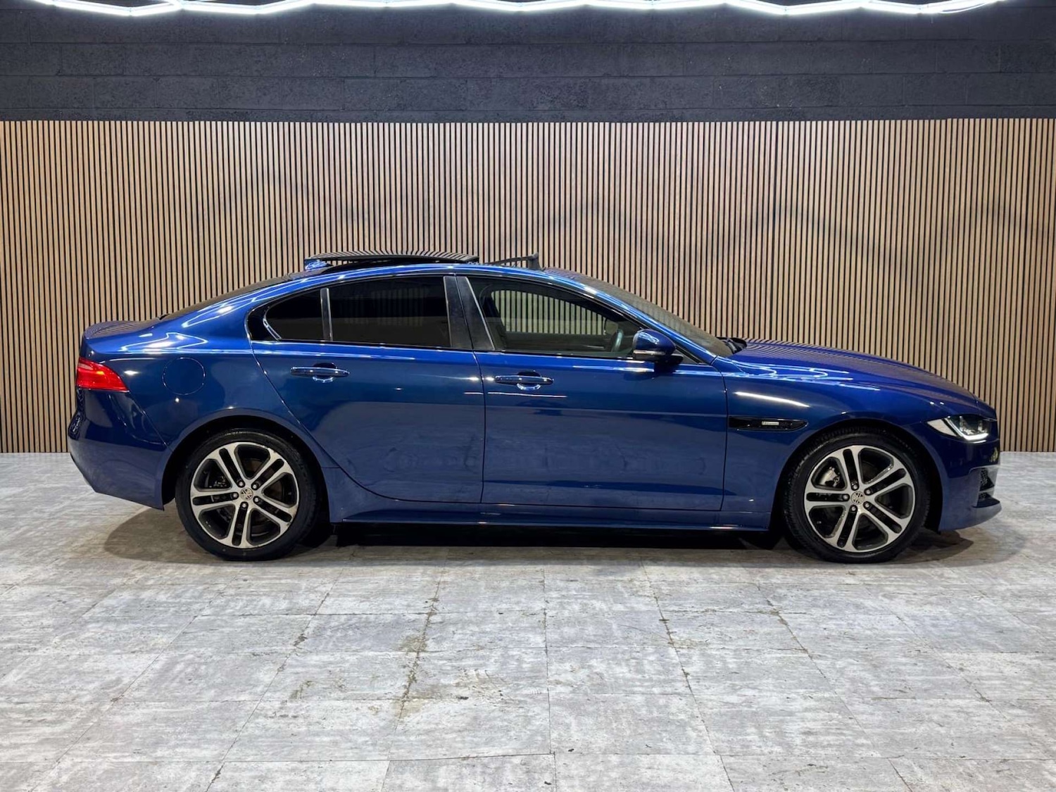 Used Jaguar XE 2016 for sale - 77676606: Photo 22