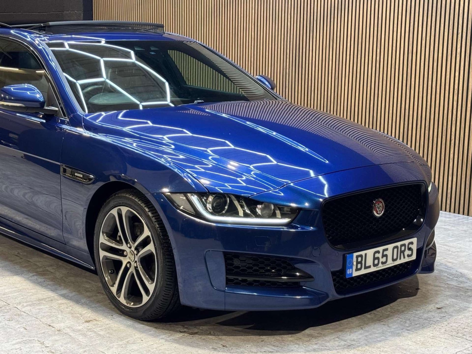 Used Jaguar XE 2016 for sale - 77676606: Photo 25
