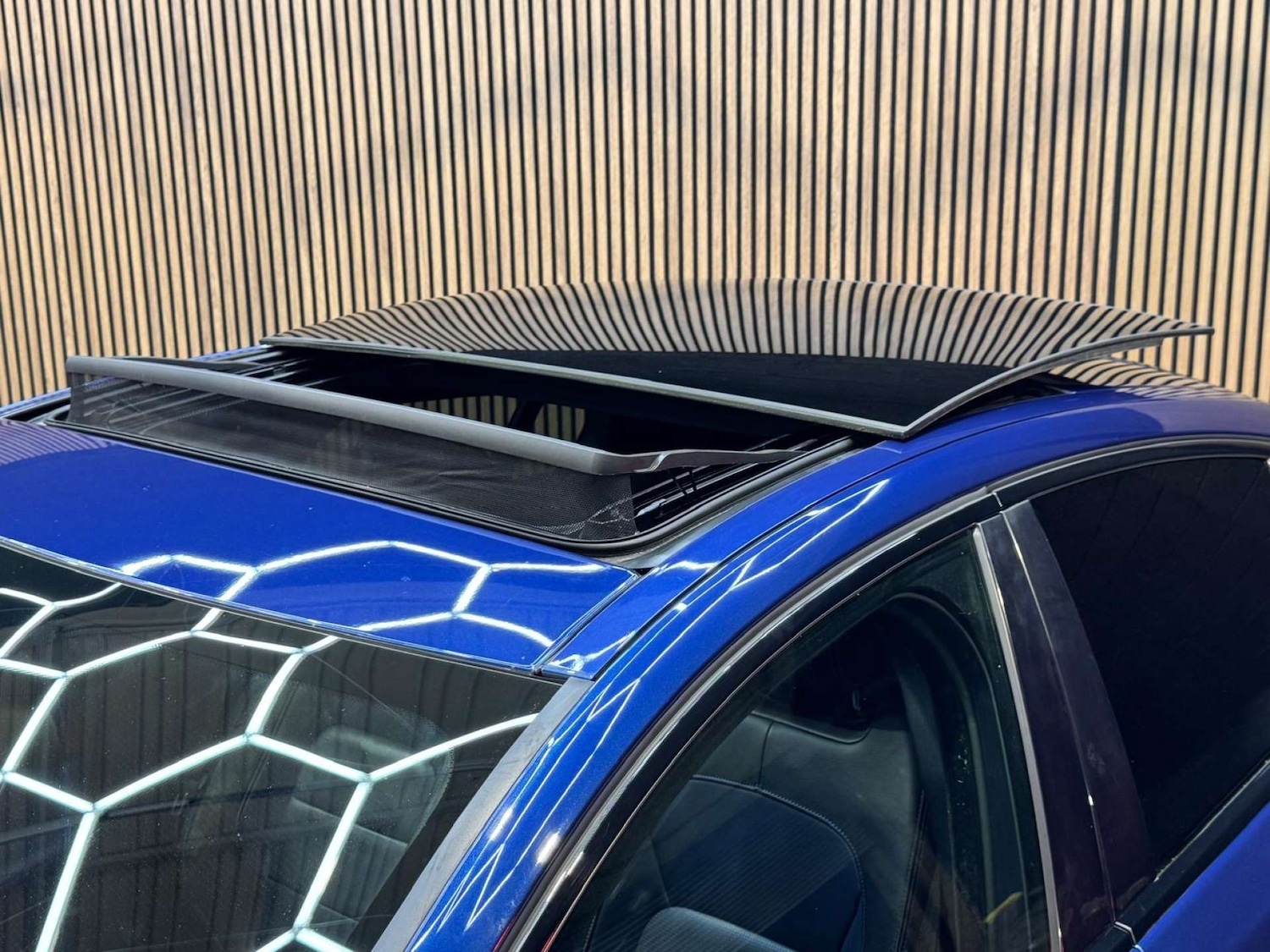 Used Jaguar XE 2016 for sale - 77676606: Photo 38