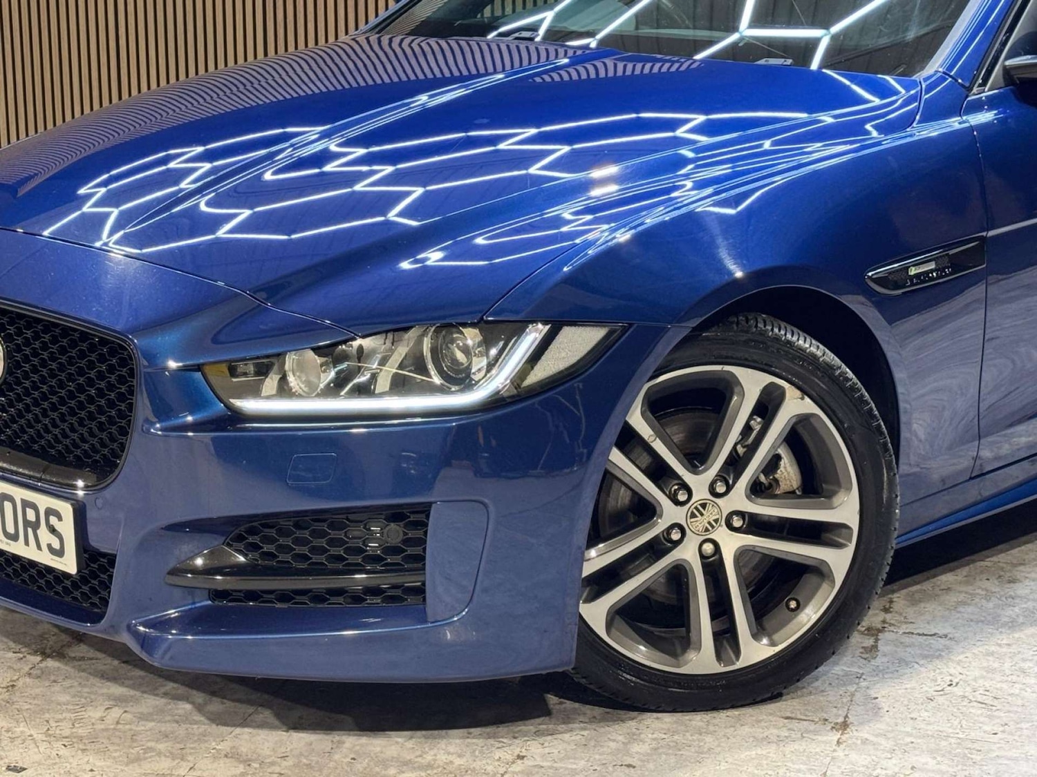 Used Jaguar XE 2016 for sale - 77676606: Photo 39