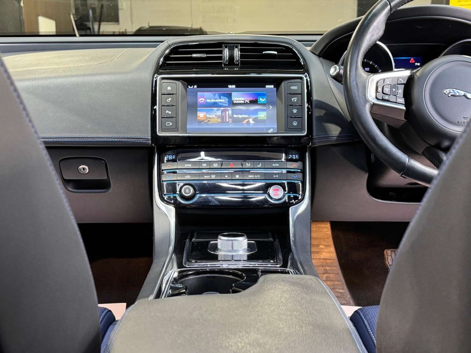 Used Jaguar XE 2016 for sale - 77676606: Photo 48