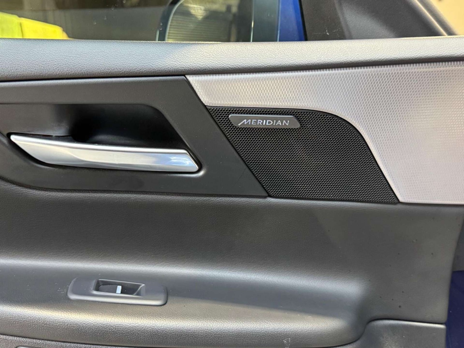 Used Jaguar XE 2016 for sale - 77676606: Photo 76