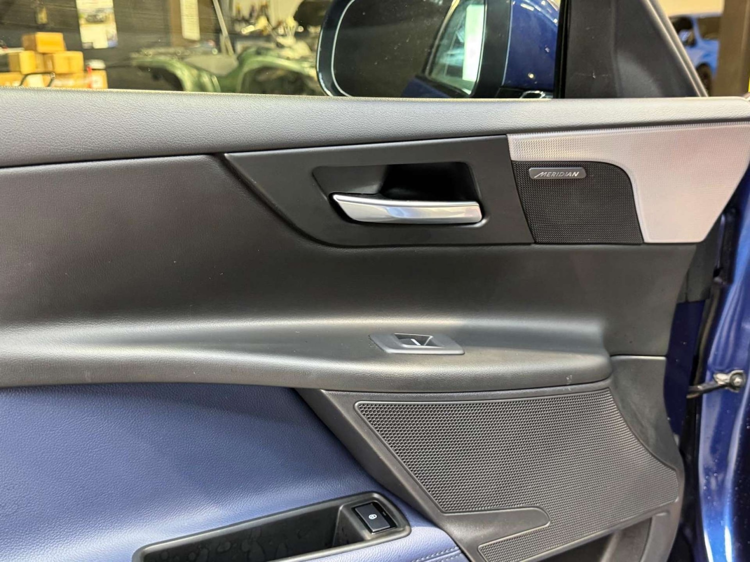 Used Jaguar XE 2016 for sale - 77676606: Photo 77