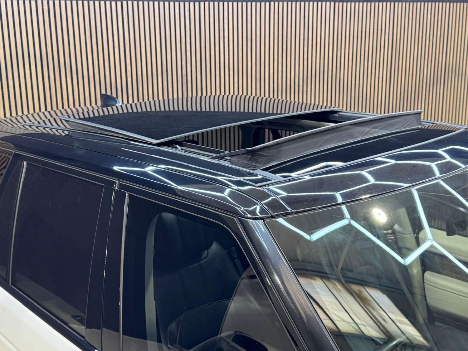 Used Land Rover Range Rover 2018 for sale - 77946344: Photo 16