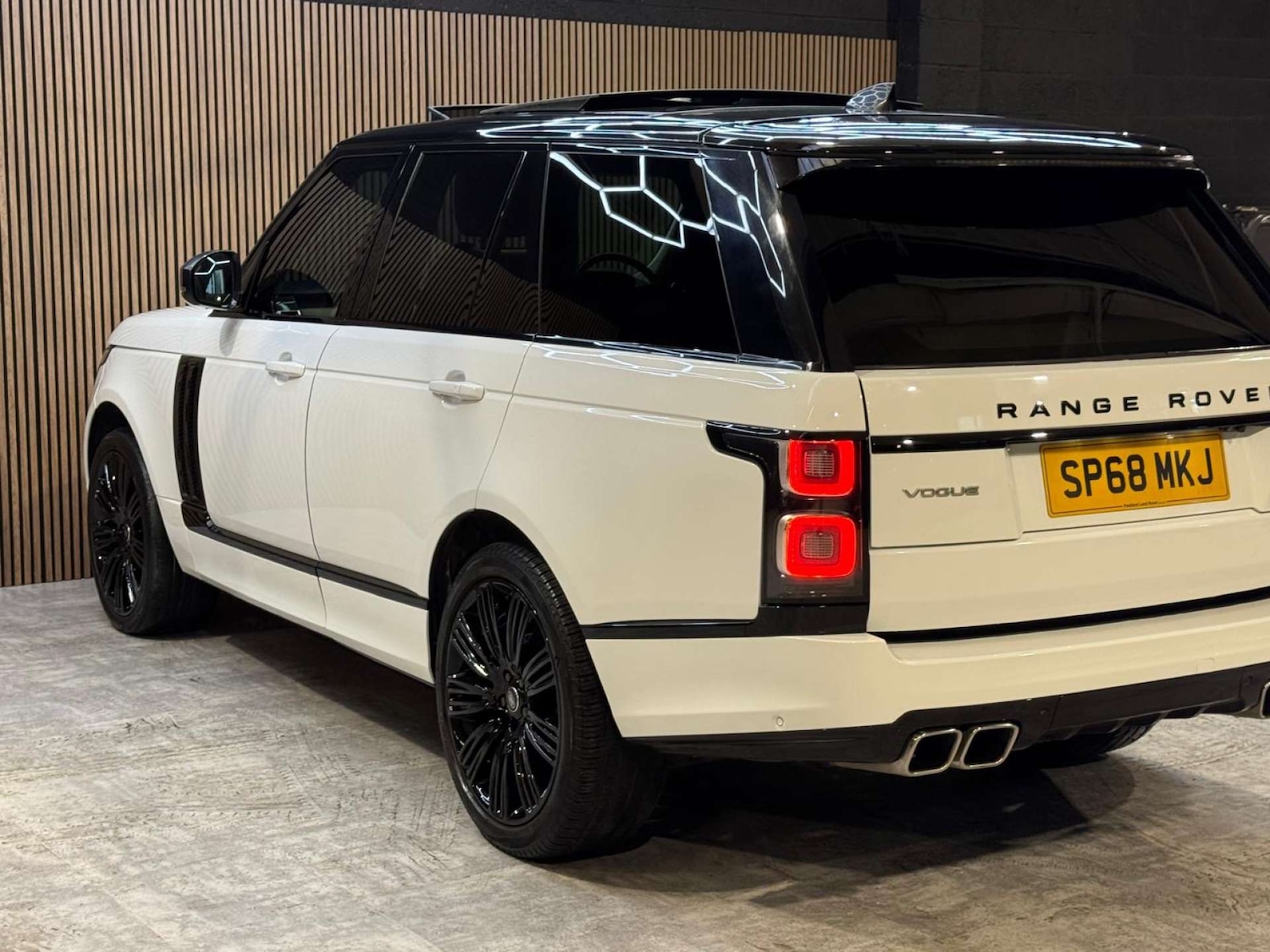 Used Land Rover Range Rover 2018 for sale - 77946344: Photo 25