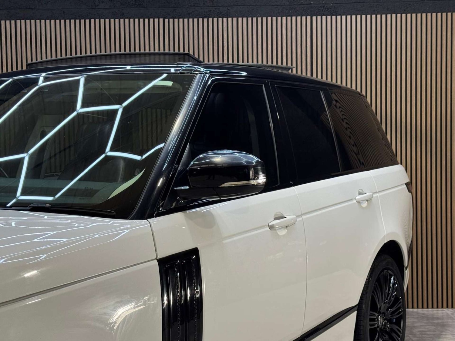 Used Land Rover Range Rover 2018 for sale - 77946344: Photo 42