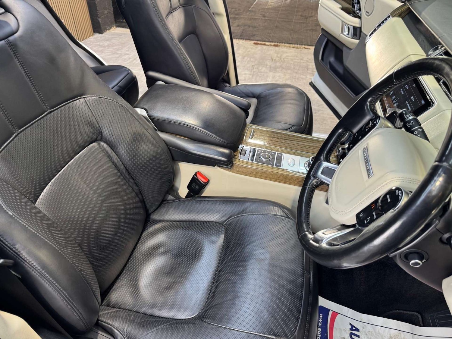 Used Land Rover Range Rover 2018 for sale - 77946344: Photo 46