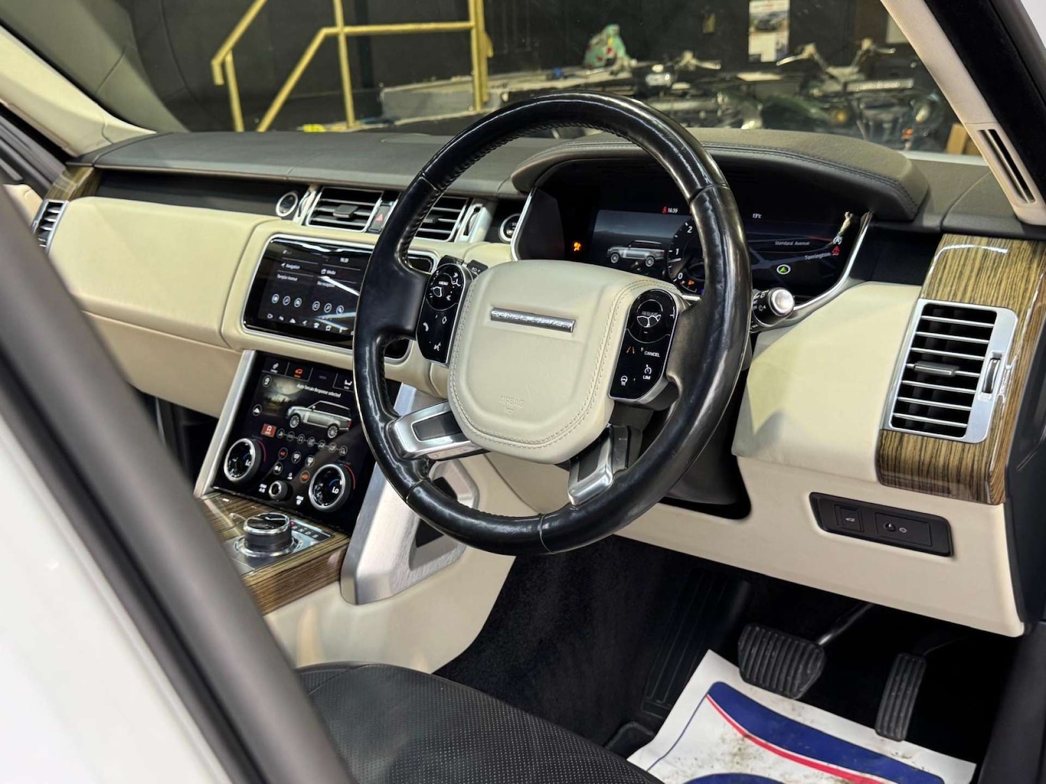 Used Land Rover Range Rover 2018 for sale - 77946344: Photo 49