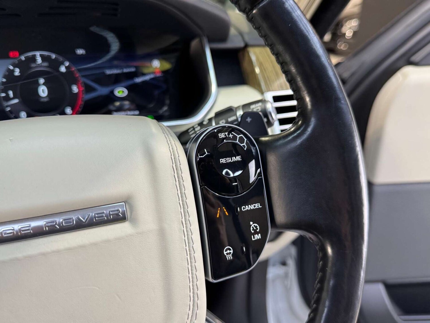 Used Land Rover Range Rover 2018 for sale - 77946344: Photo 51