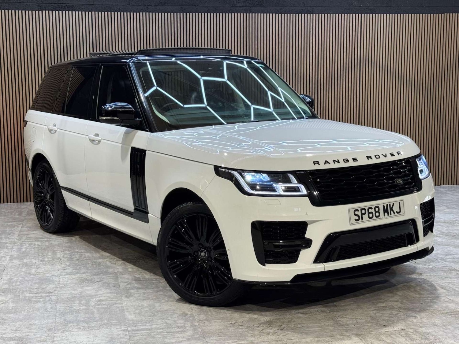 Used Land Rover Range Rover 2018 for sale - 77946344: Photo 8