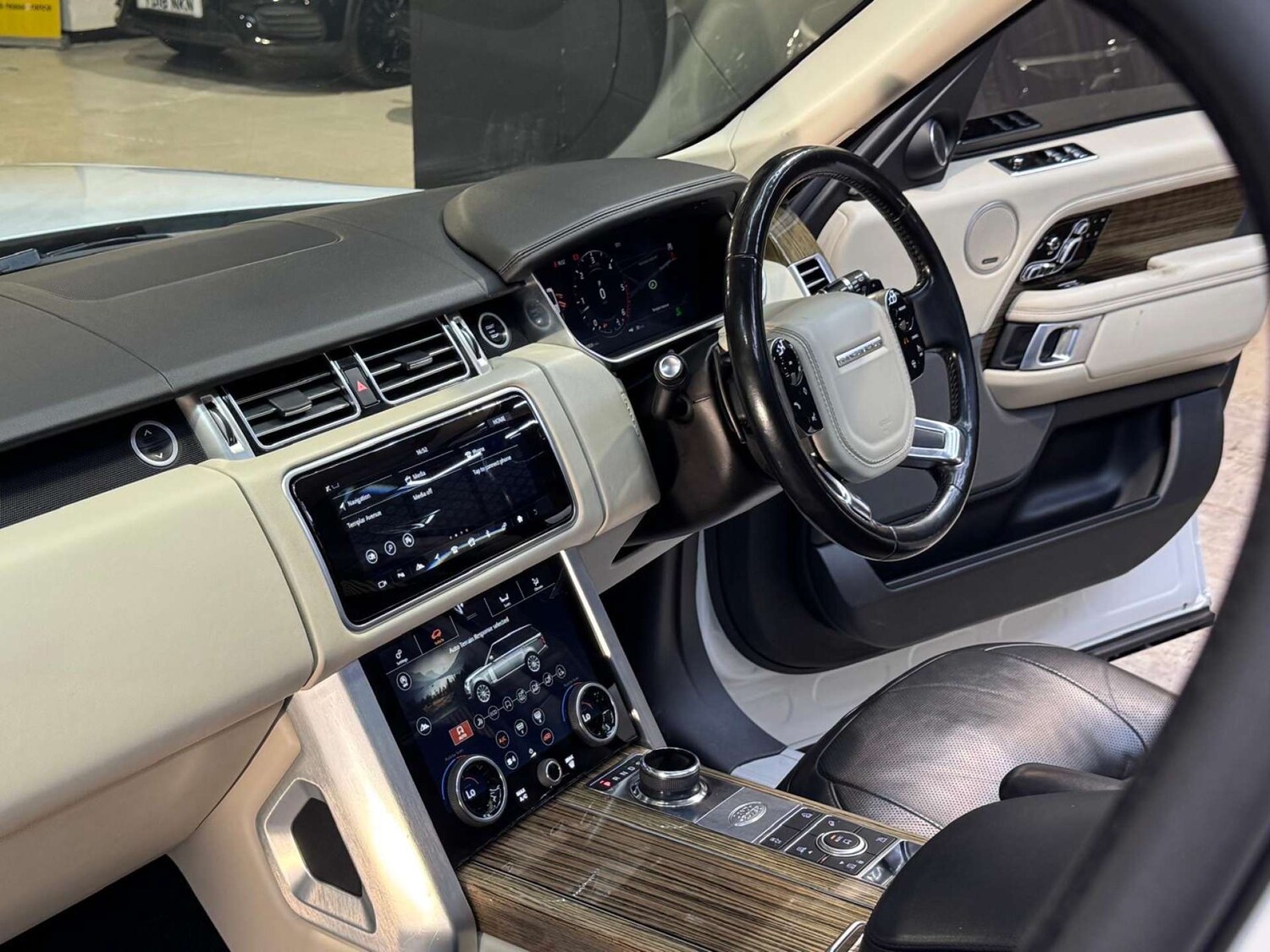 Used Land Rover Range Rover 2018 for sale - 77946344: Photo 90