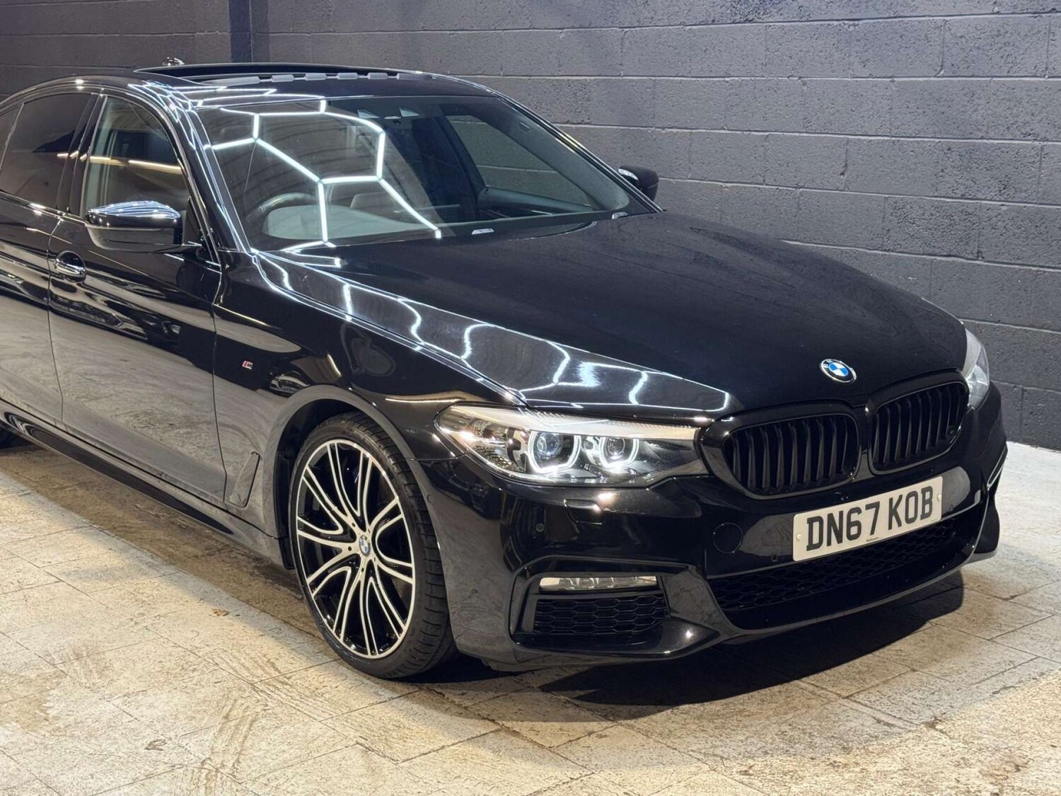 Used BMW 5 Series 2017 for sale - 77452511: Photo 19