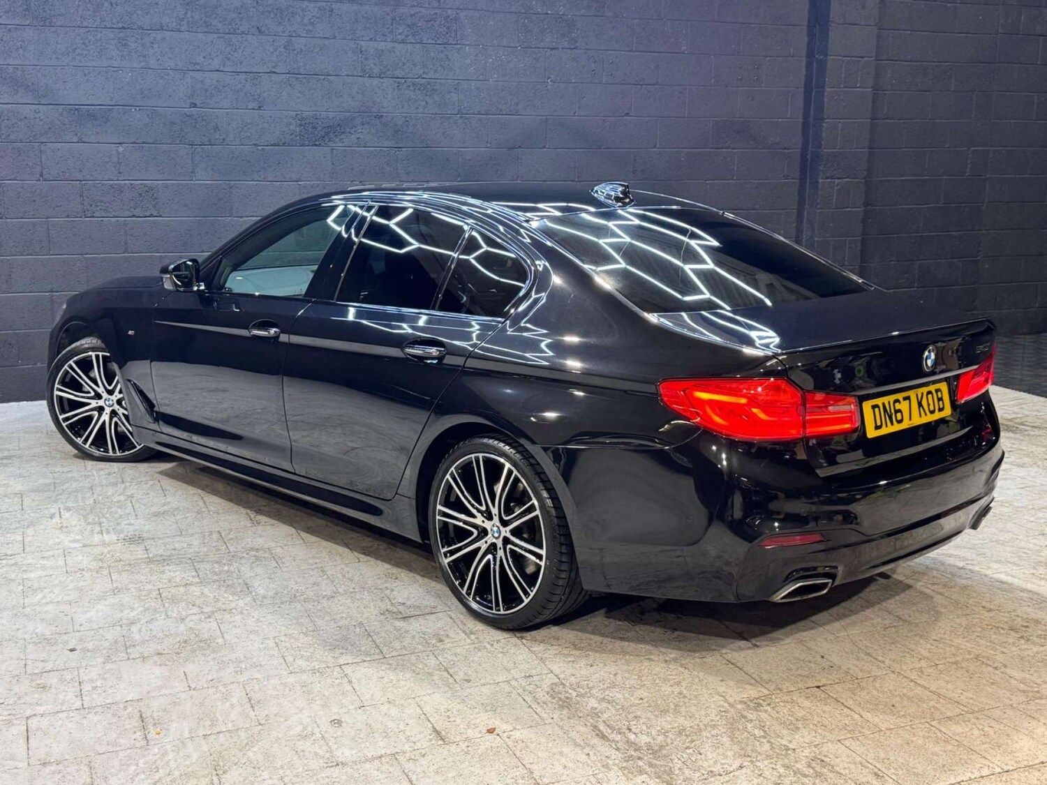 Used BMW 5 Series 2017 for sale - 77452511: Photo 29