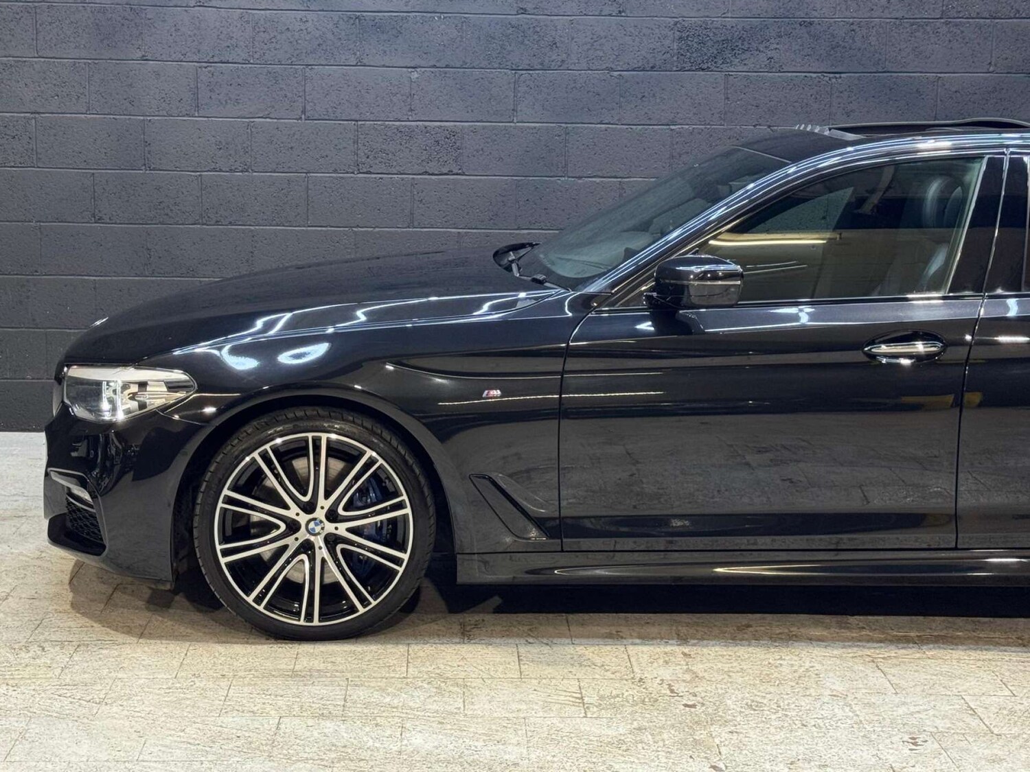 Used BMW 5 Series 2017 for sale - 77452511: Photo 32