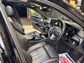 Used BMW 5 Series 2017 for sale - 77452511: Photo