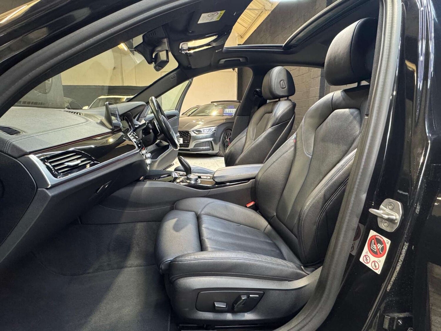 Used BMW 5 Series 2017 for sale - 77452511: Photo 71