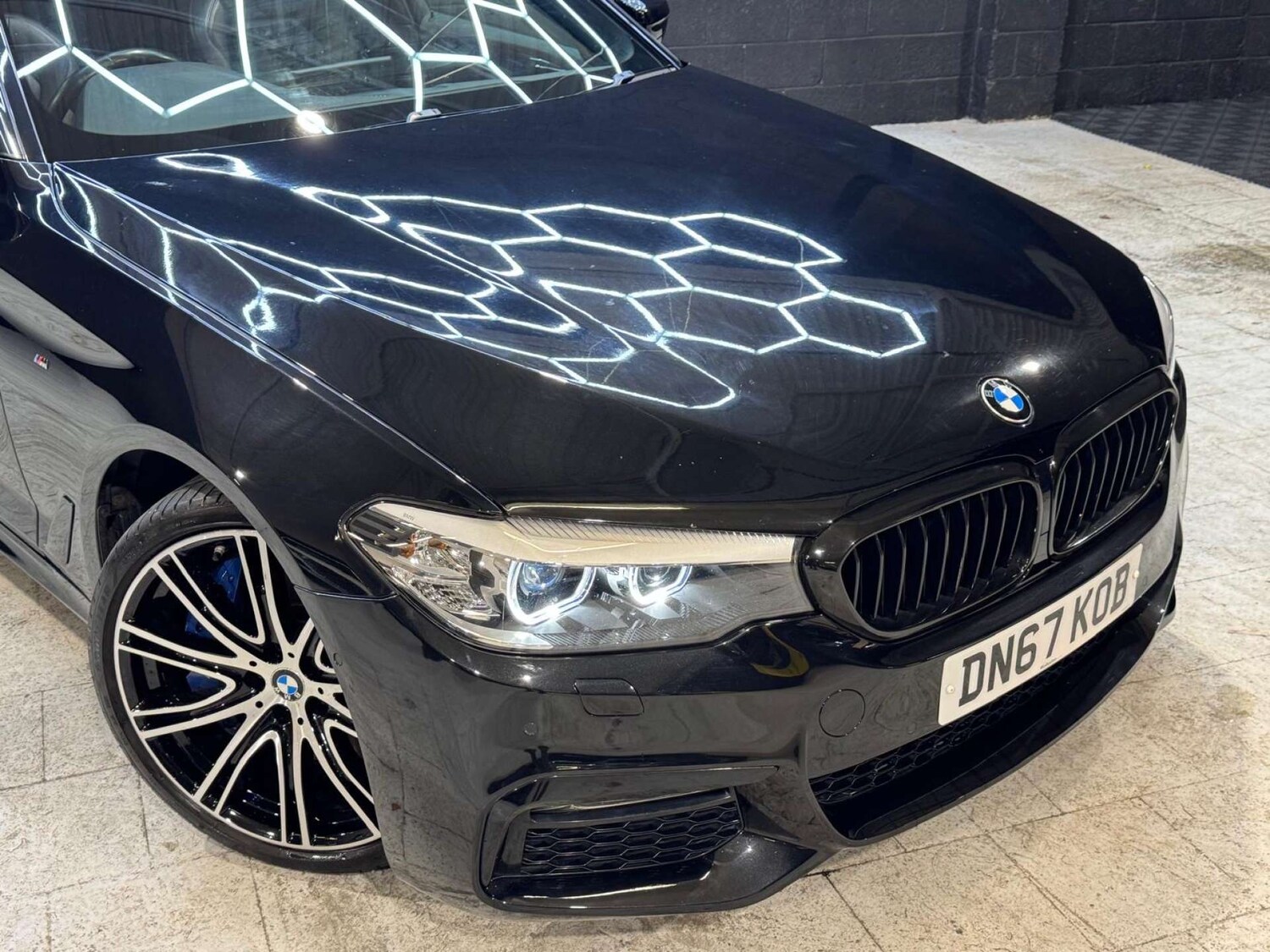 Used BMW 5 Series 2017 for sale - 77452511: Photo 8