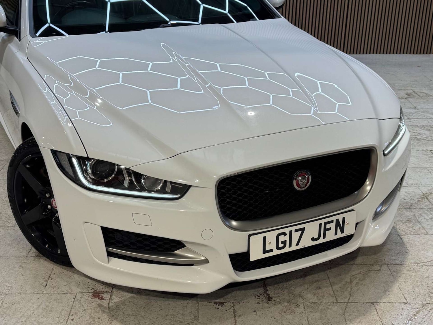 Used Jaguar XE 2017 for sale - 77452481: Photo 10