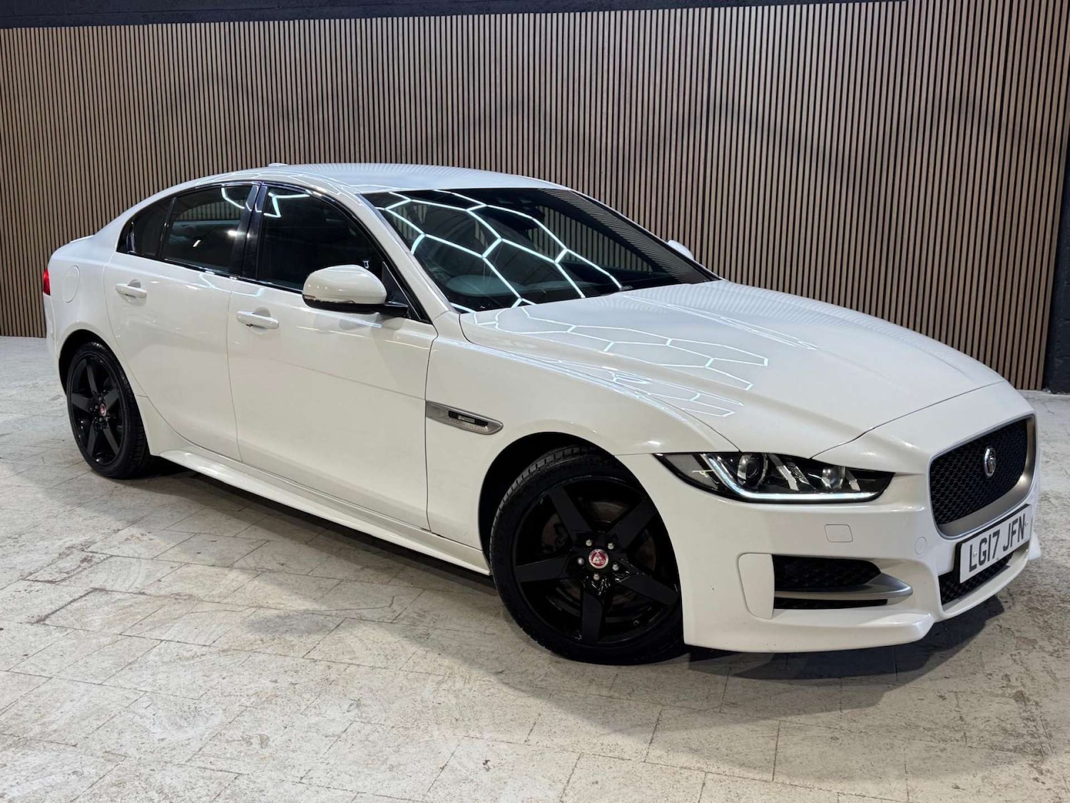 Used Jaguar XE 2017 for sale - 77452481: Photo 16