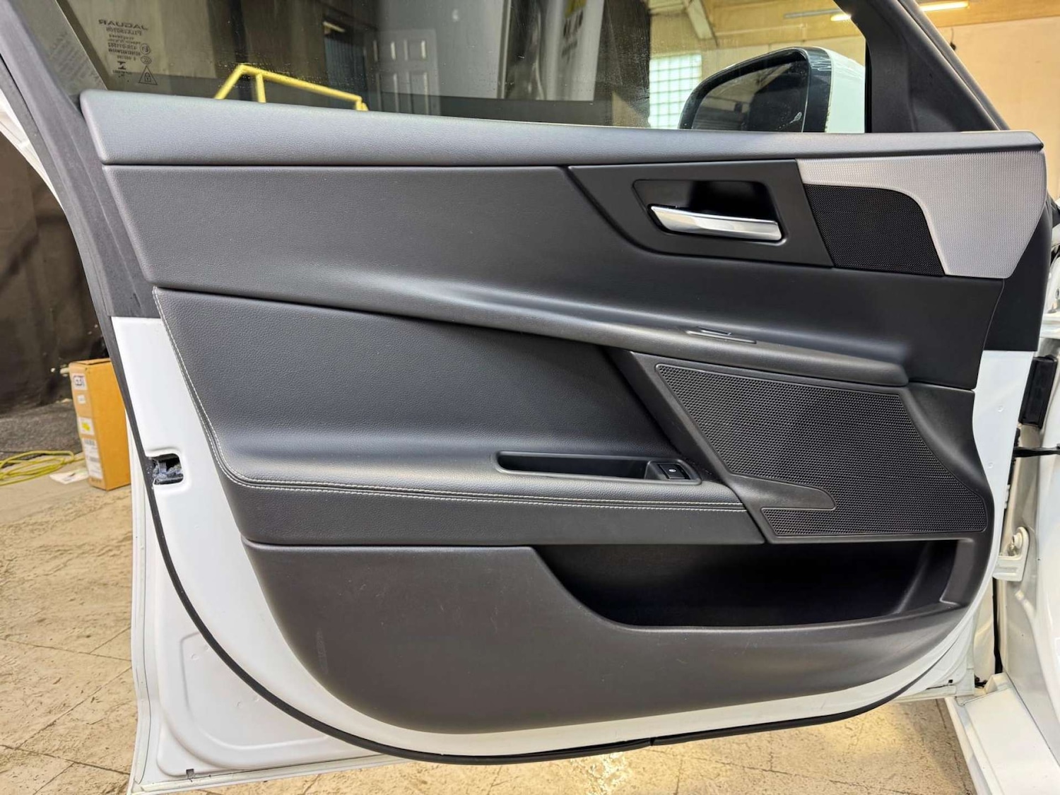 Used Jaguar XE 2017 for sale - 77452481: Photo 66