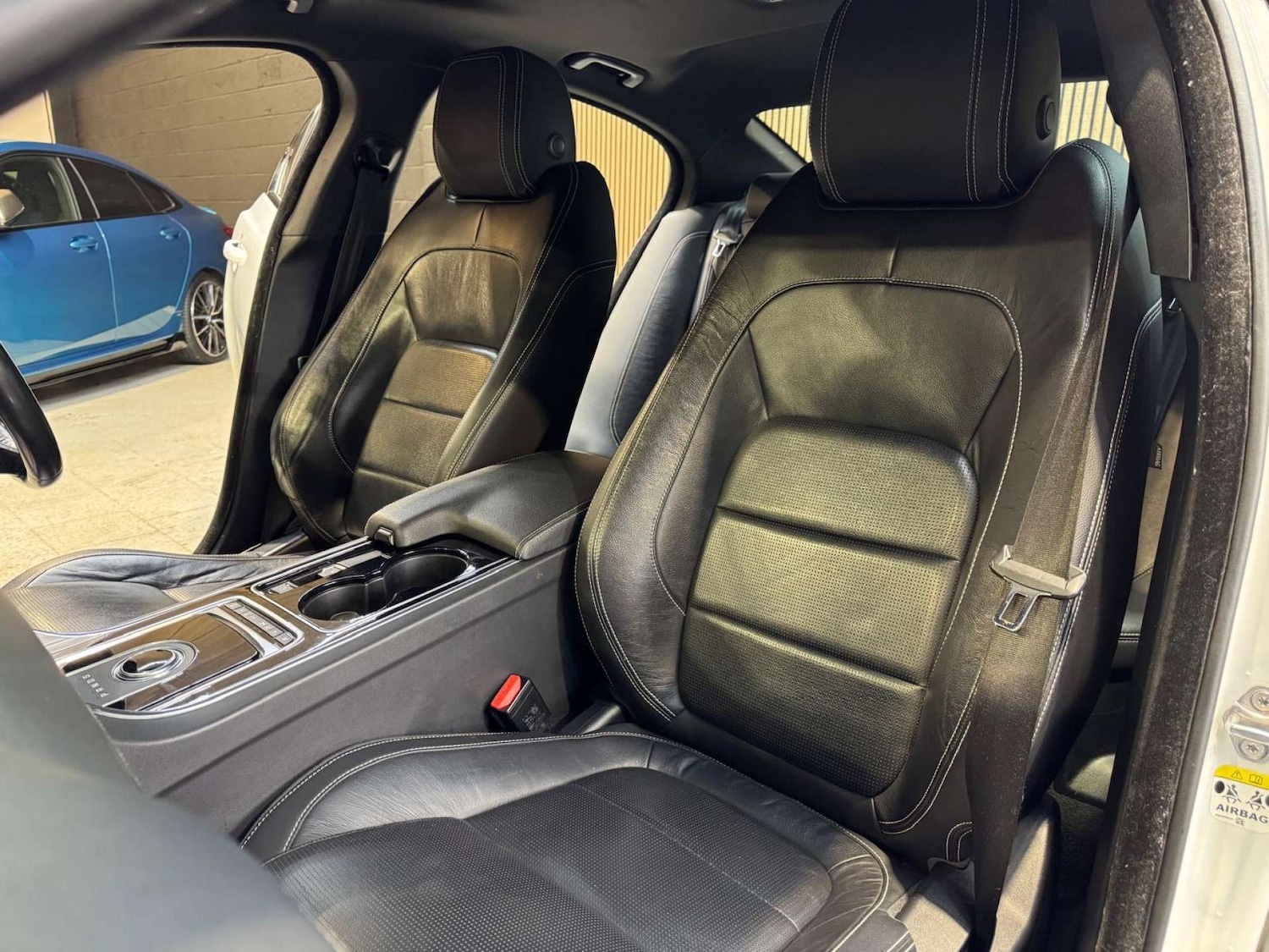 Used Jaguar XE 2017 for sale - 77452481: Photo 68