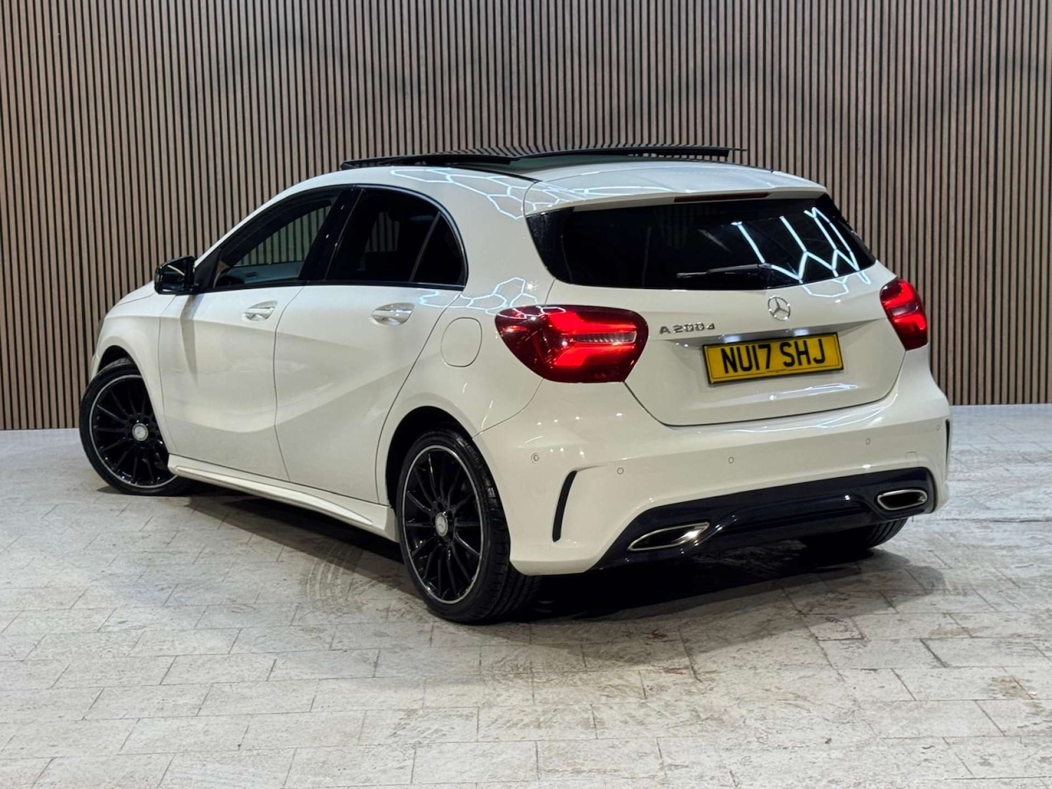 Used Mercedes-Benz A-Class 2017 for sale - 77368170: Photo 26