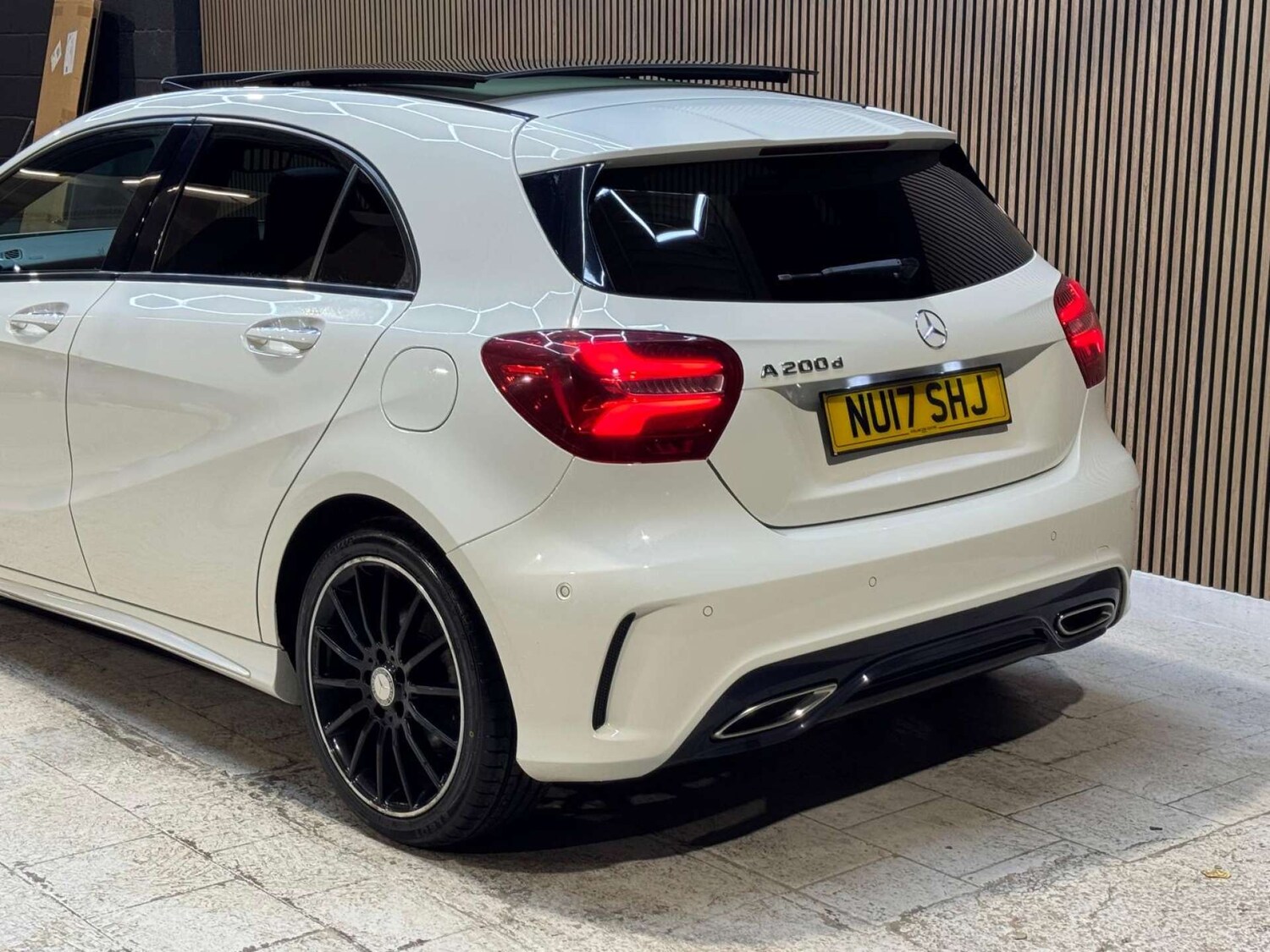 Used Mercedes-Benz A-Class 2017 for sale - 77368170: Photo 32