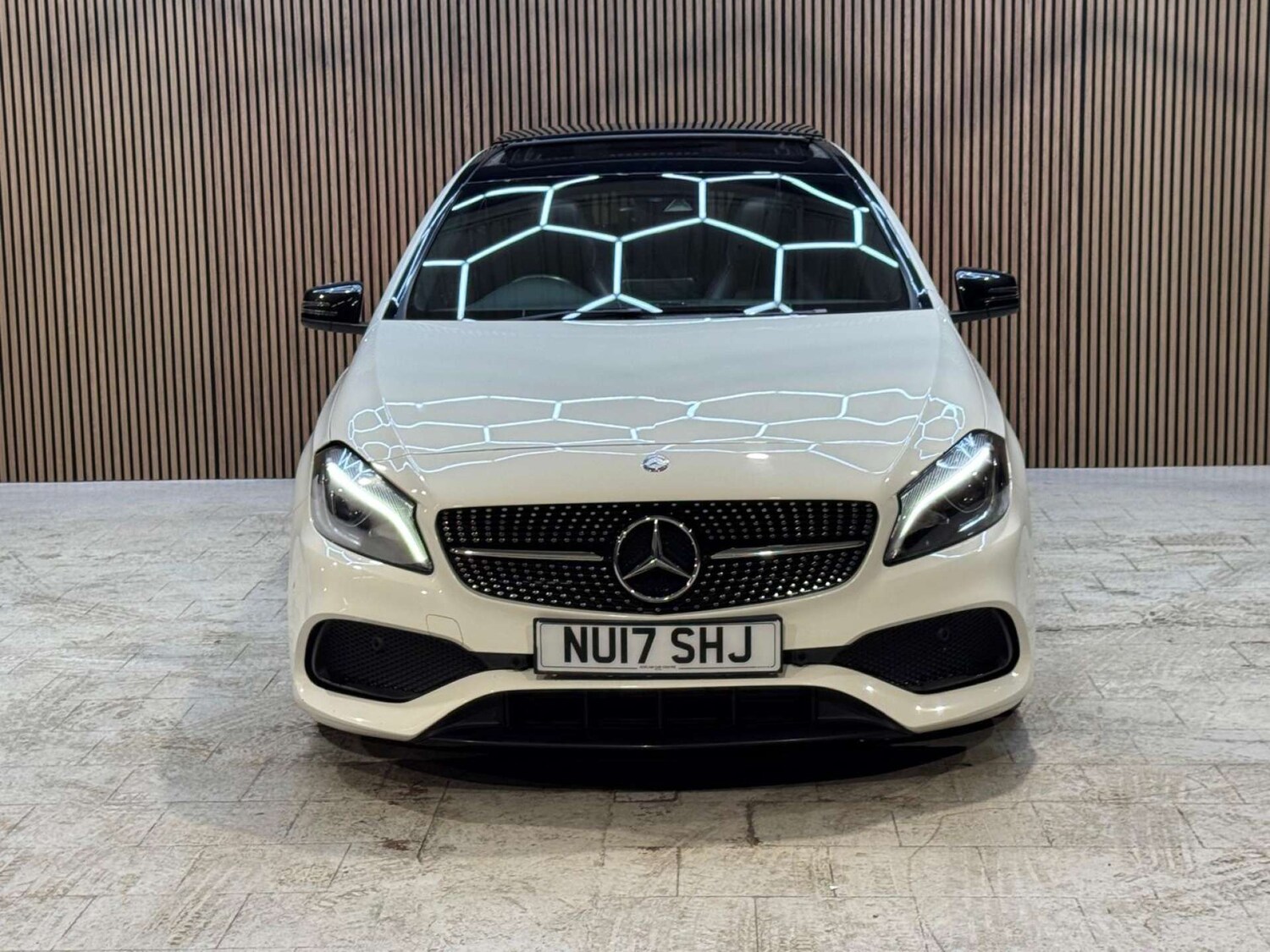 Used Mercedes-Benz A-Class 2017 for sale - 77368170: Photo 38