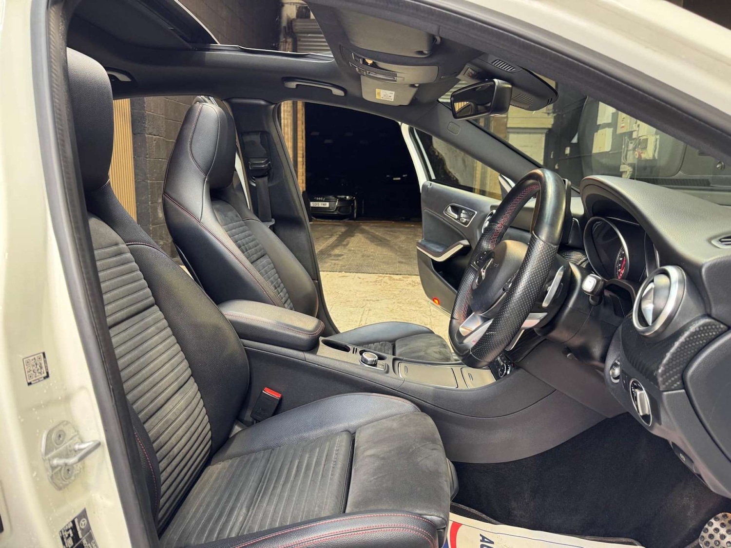 Used Mercedes-Benz A-Class 2017 for sale - 77368170: Photo 41