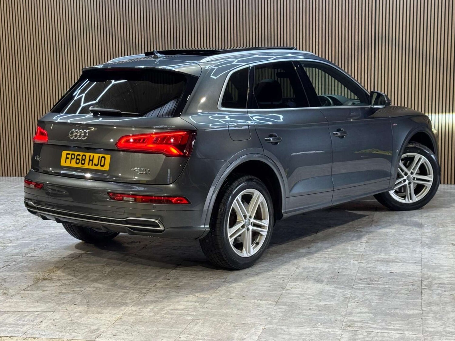 Used Audi Q5 2018 for sale - 77578896: Photo 37