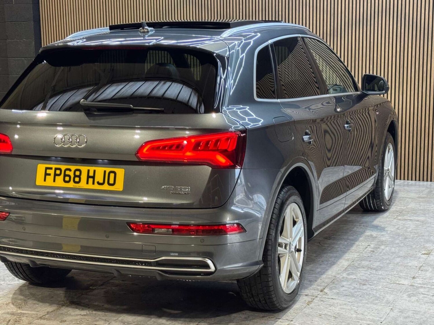 Used Audi Q5 2018 for sale - 77578896: Photo 40