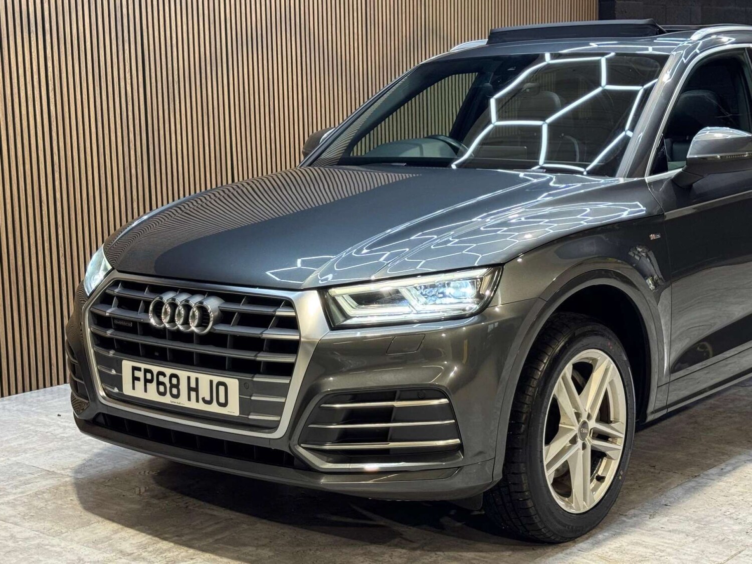 Used Audi Q5 2018 for sale - 77578896: Photo 49