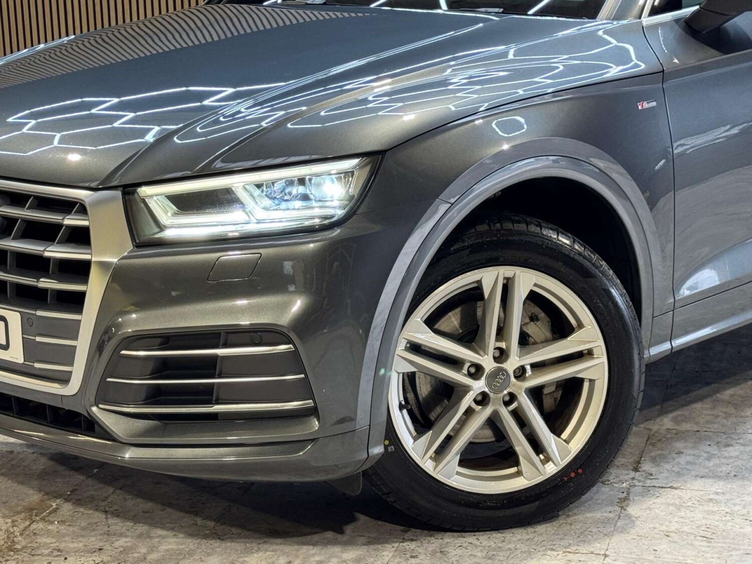 Used Audi Q5 2018 for sale - 77578896: Photo 57