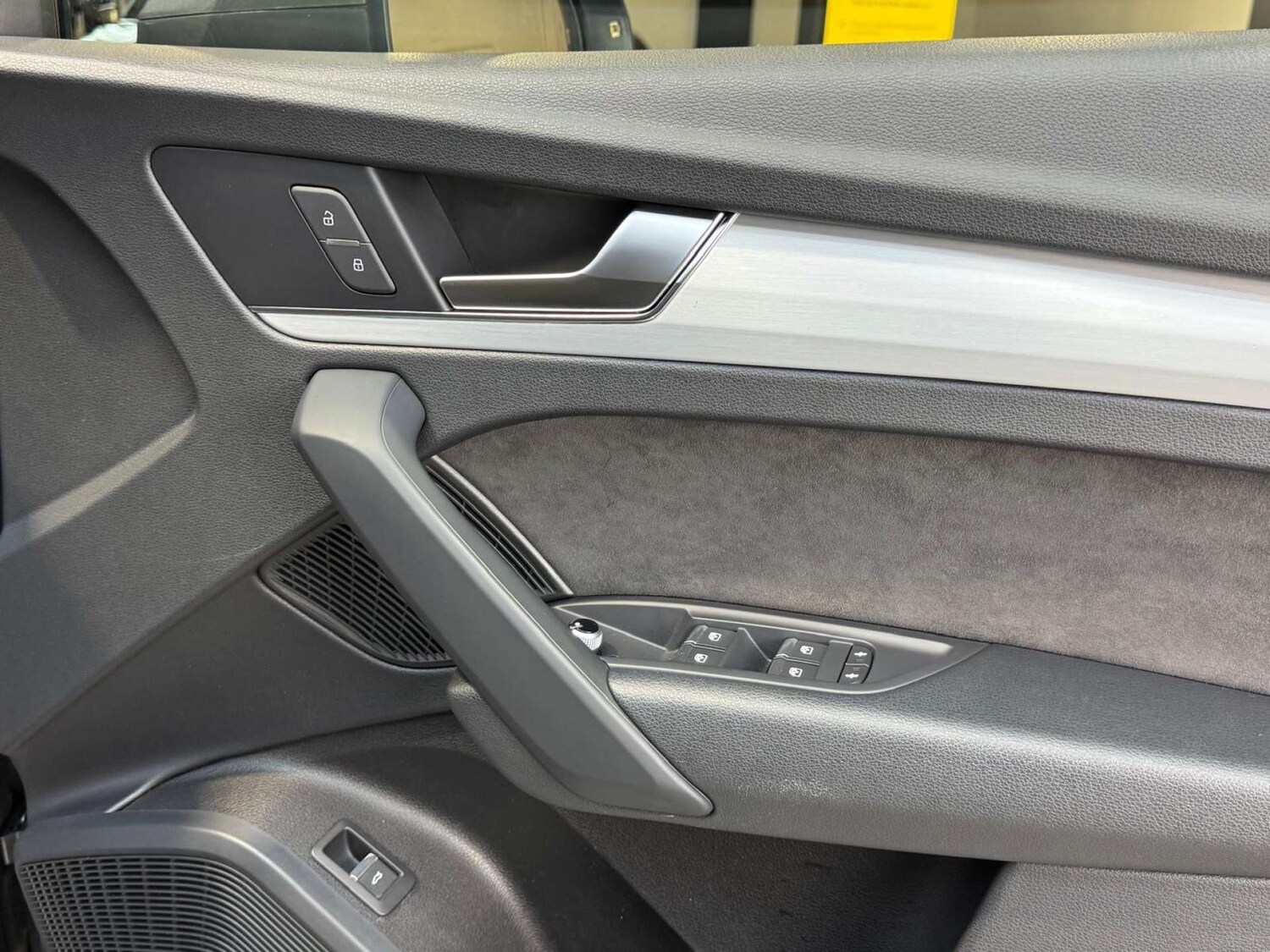 Used Audi Q5 2018 for sale - 77578896: Photo 73