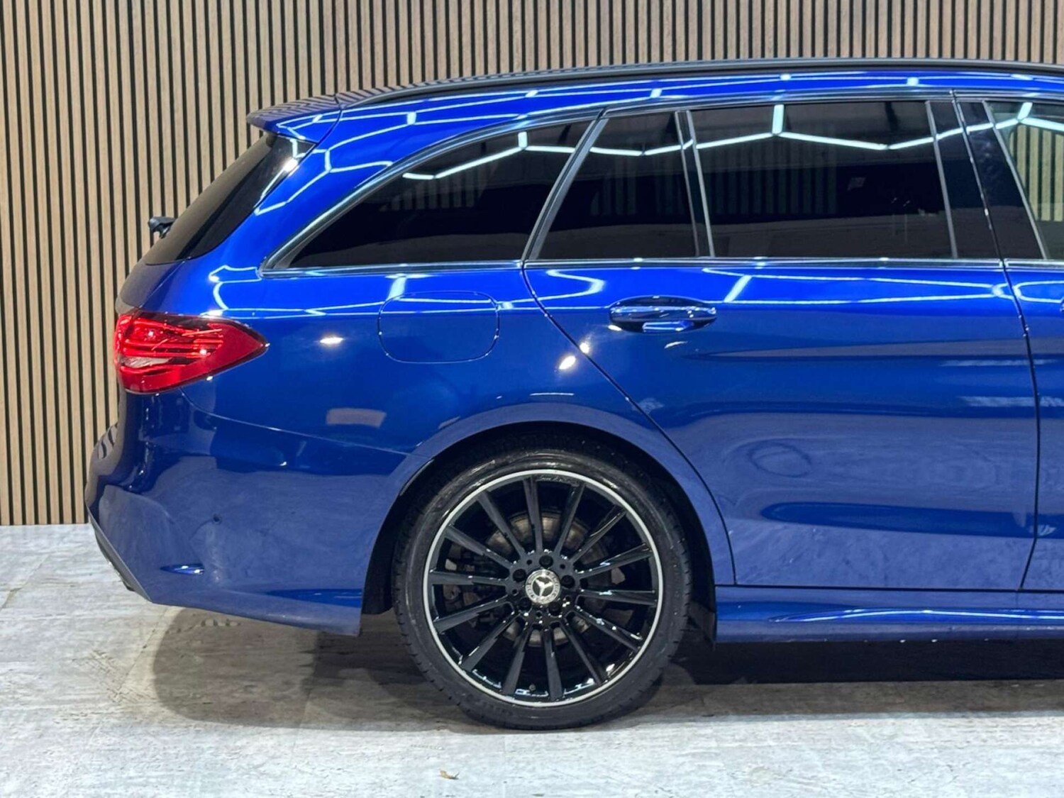 Used Mercedes-Benz C Class 2021 for sale - 77639597: Photo 18