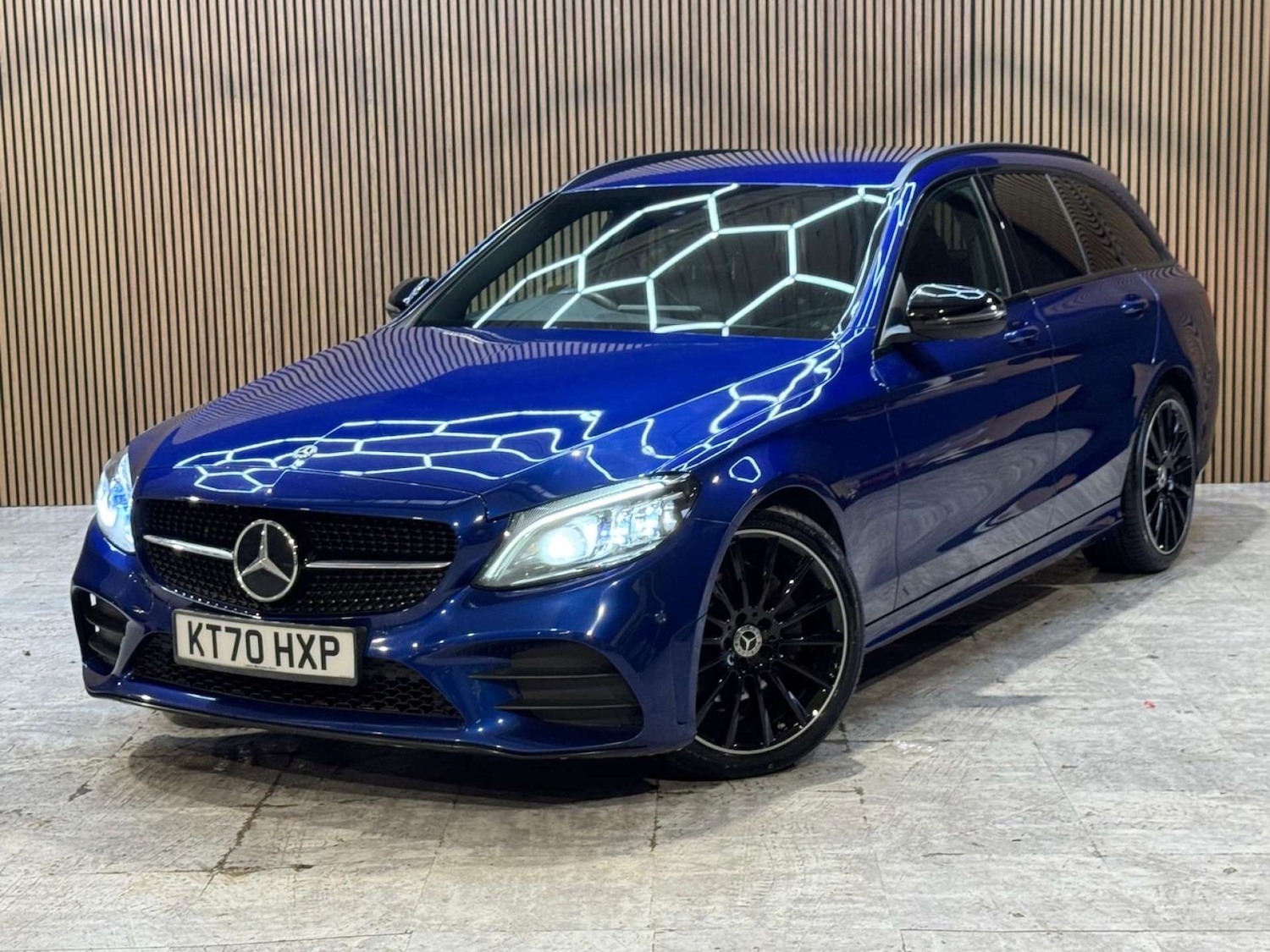 Used Mercedes-Benz C Class 2021 for sale - 77639597: Photo 4