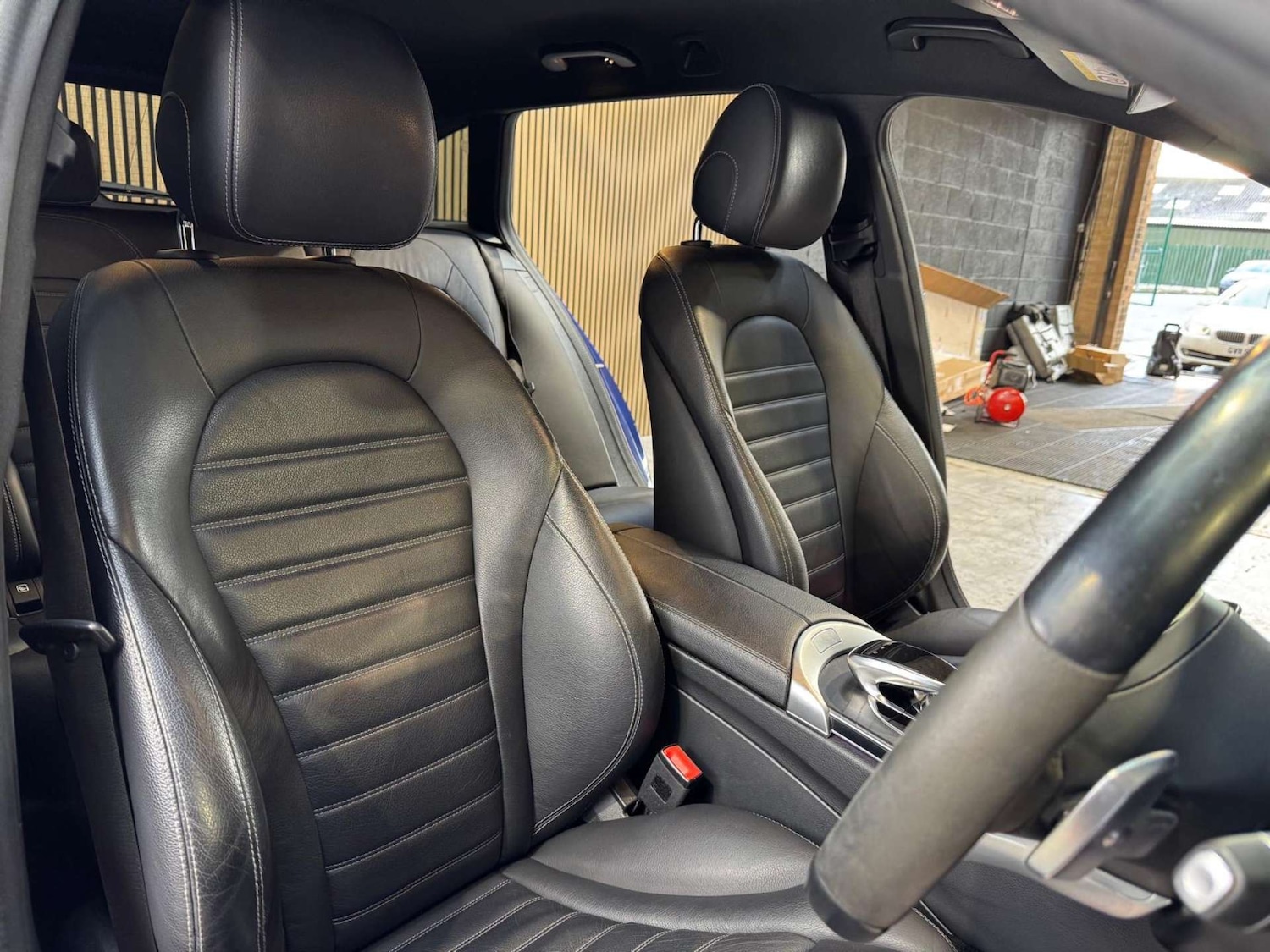 Used Mercedes-Benz C Class 2021 for sale - 77639597: Photo 44