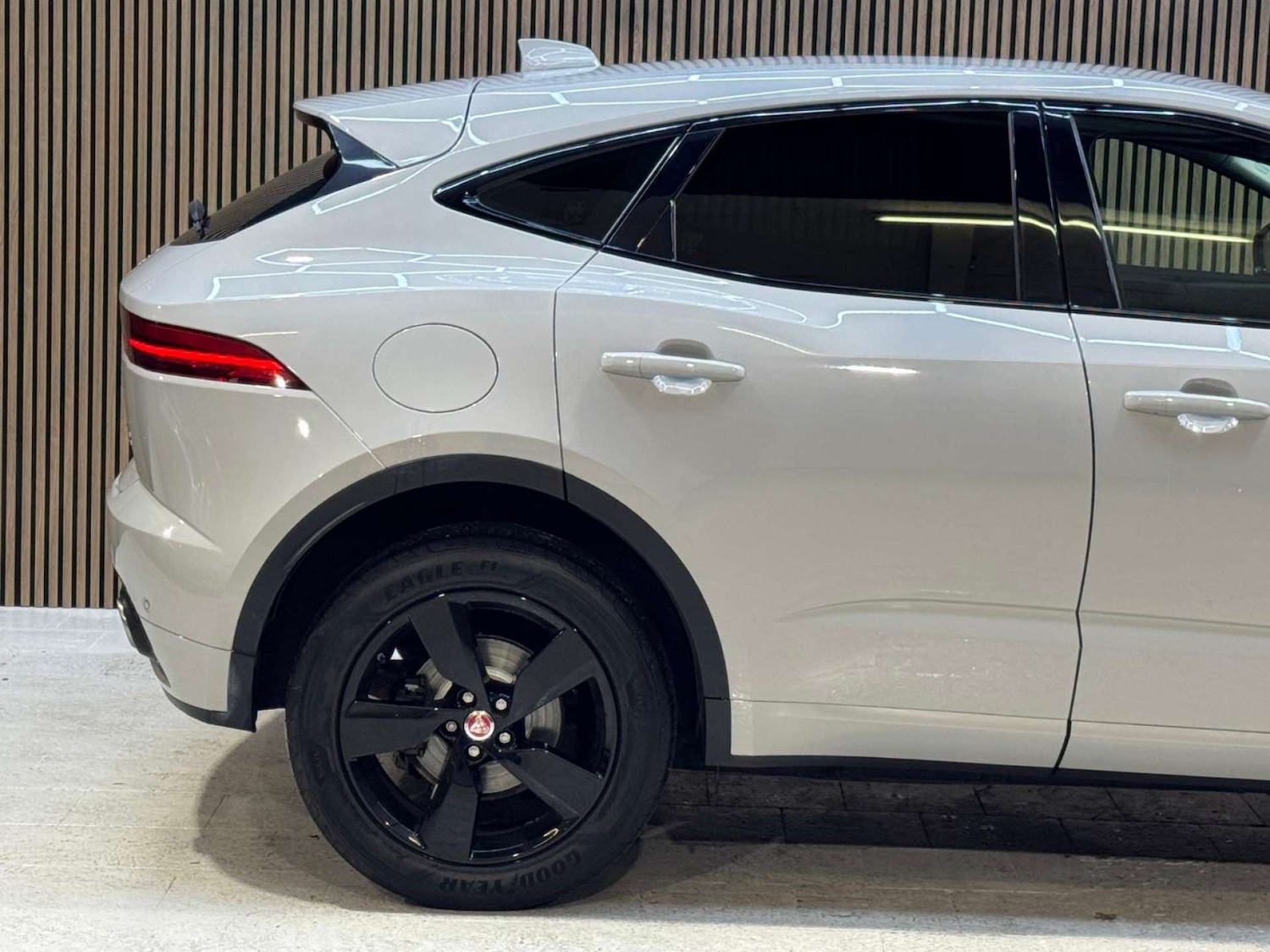 Used Jaguar E-Pace 2019 for sale - 76961766: Photo 13