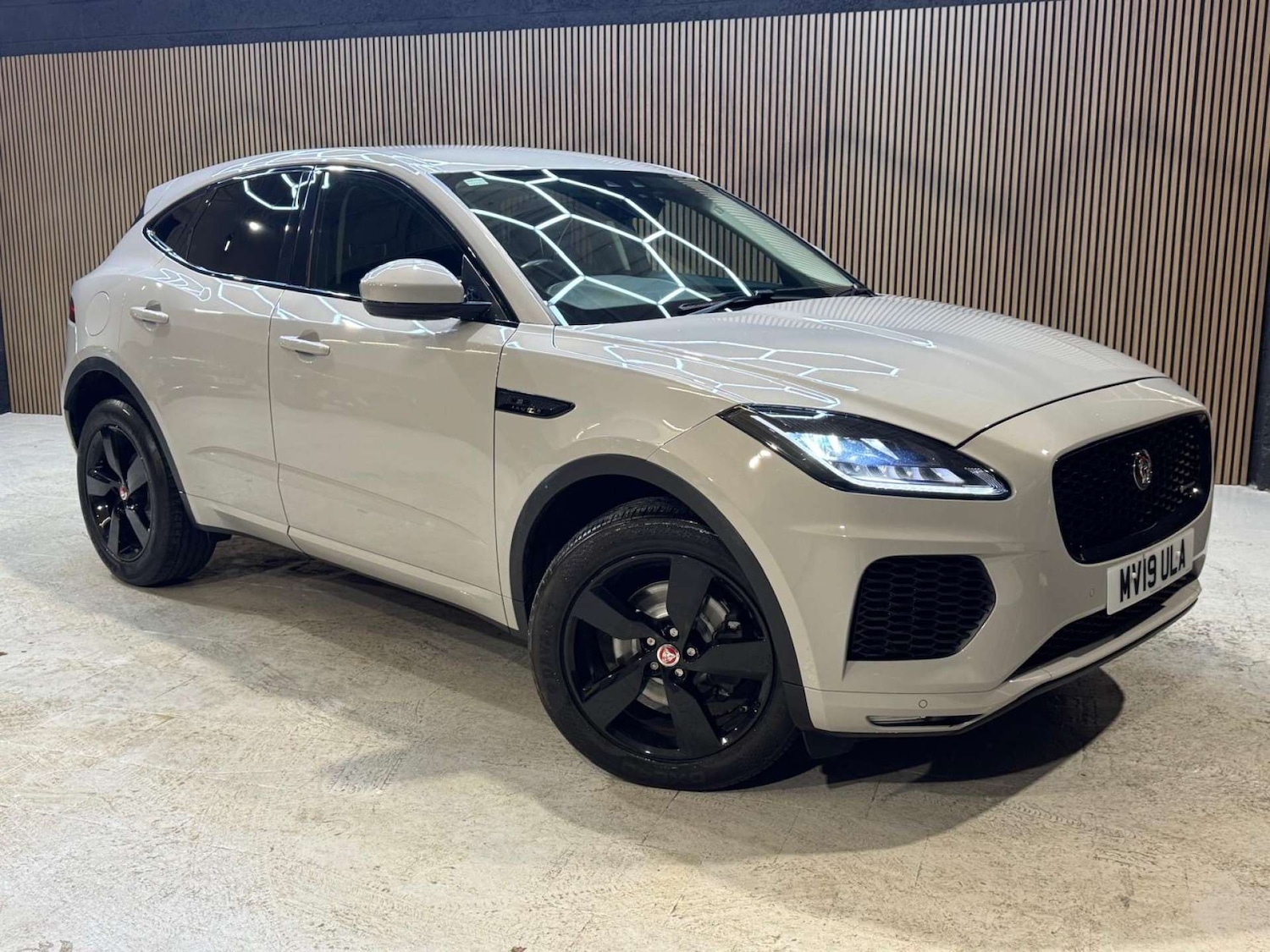 Used Jaguar E-Pace 2019 for sale - 76961766: Photo 15
