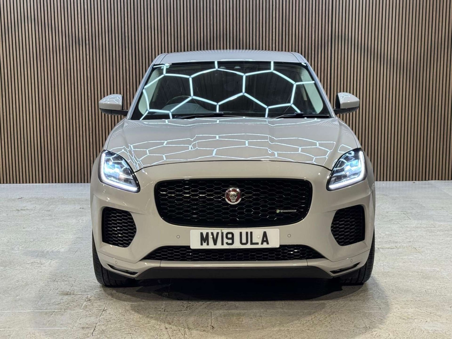 Used Jaguar E-Pace 2019 for sale - 76961766: Photo 34