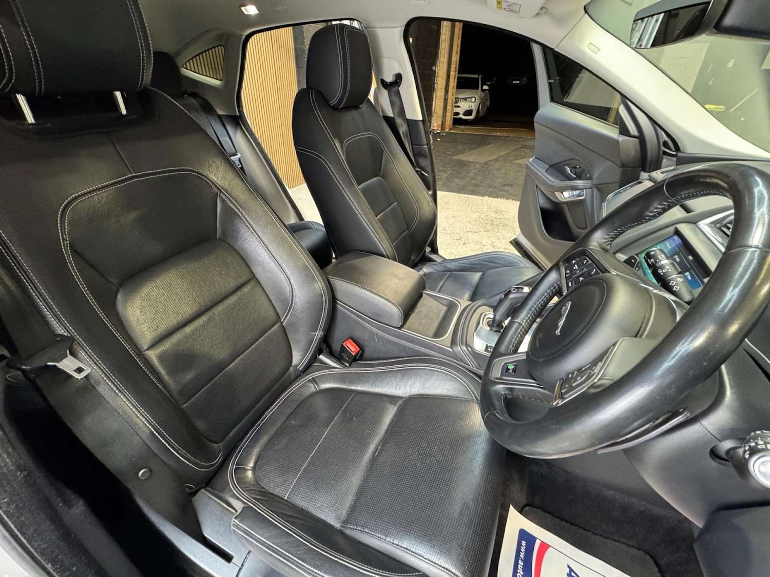 Used Jaguar E-Pace 2019 for sale - 76961766: Photo 40